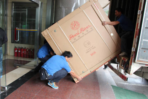 北塔钢琴贵重工艺品无忧运